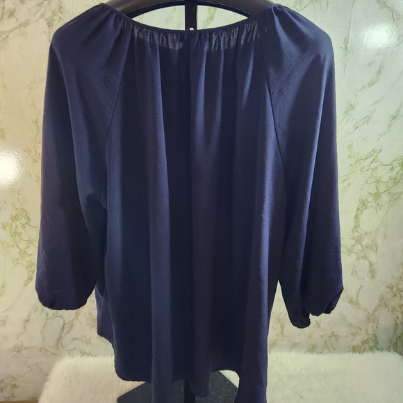 FRED DAVID Beautiful Navy Blouse - Picture 5 of 8